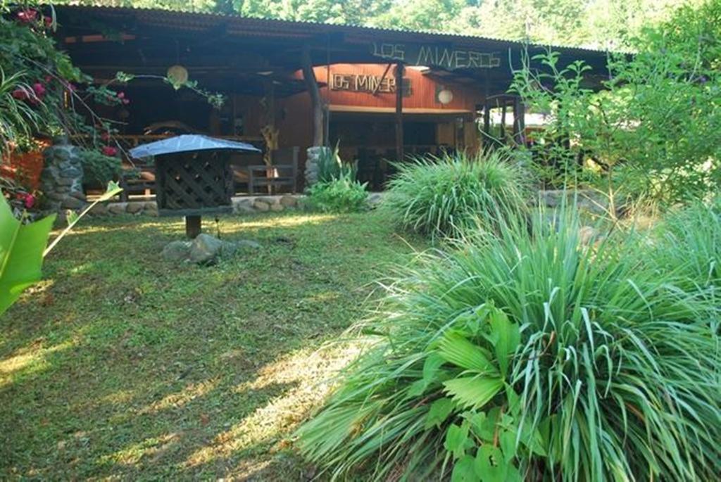 Los Mineros Guesthouse Dos Brazos Екстер'єр фото
